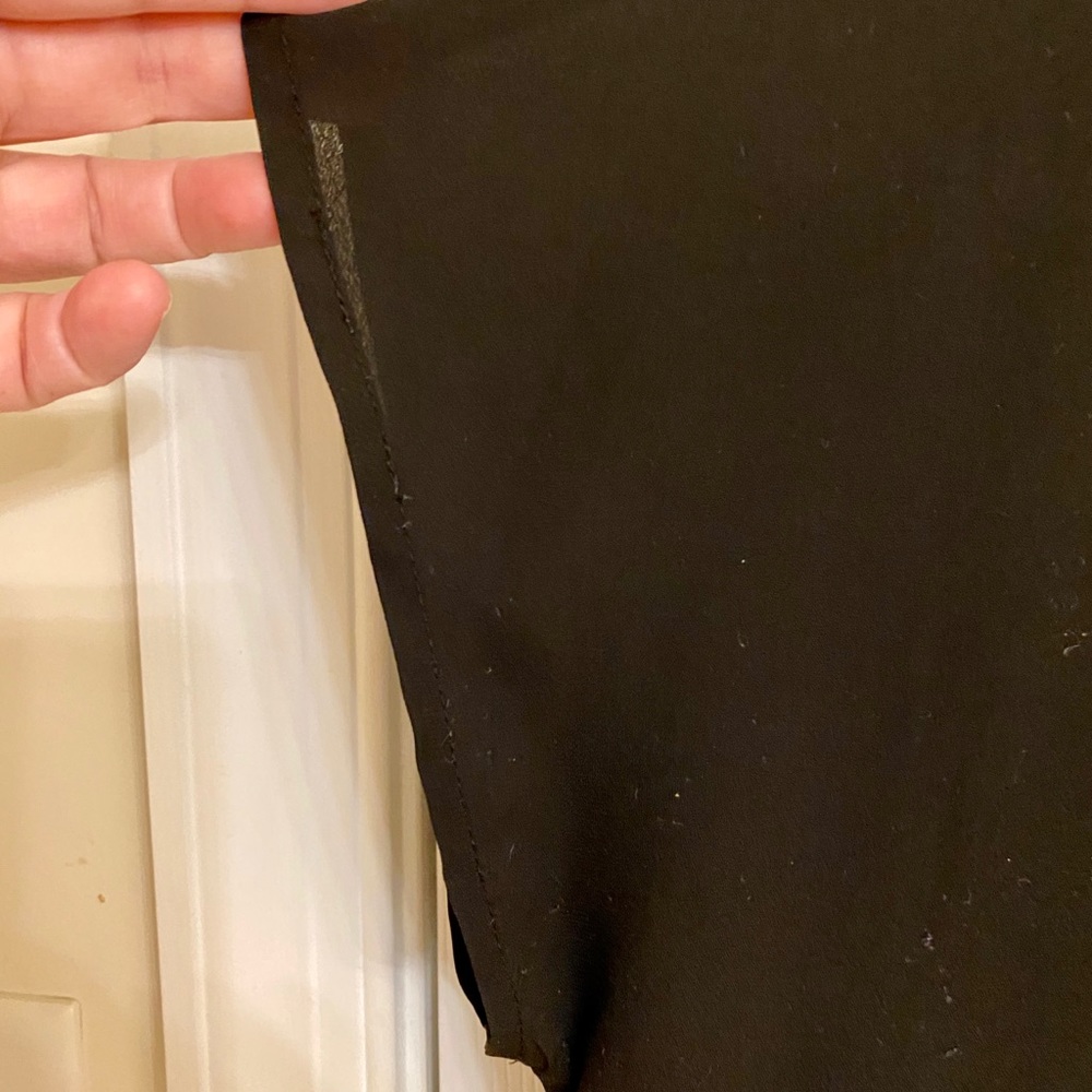 Everleigh Semi-Sheer Black Scoop Neck Polyester Blouse Cap Sleeves Size Large - Picture 3 of 8